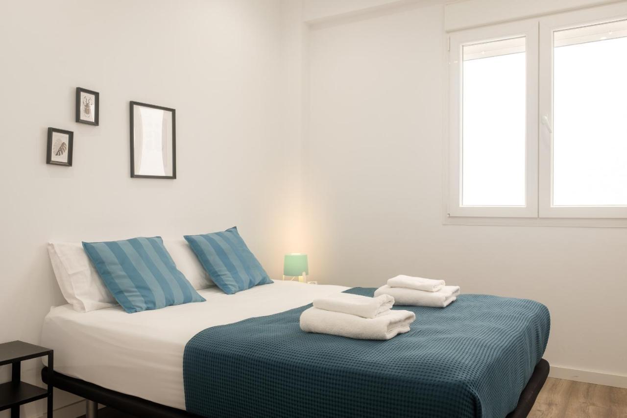 Bright, Brand New & Very Comfortable Apartment บาเลนเซีย ภายนอก รูปภาพ